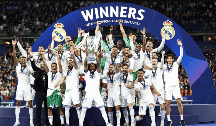 值6000万欧元！皇马签22岁后腰已达协议，转会剩最后一环：谈奖金