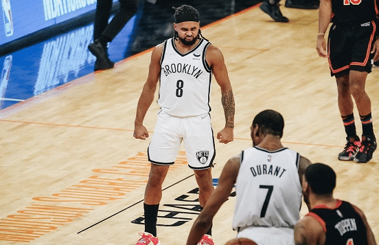 雄鹿笑了！凯尔特人或首轮对阵篮网，球迷：字母哥输球让出第二