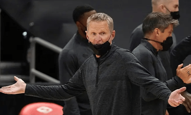 两战输59分！赛后科尔怒批评球员，一直在犯规+缺乏纪律性