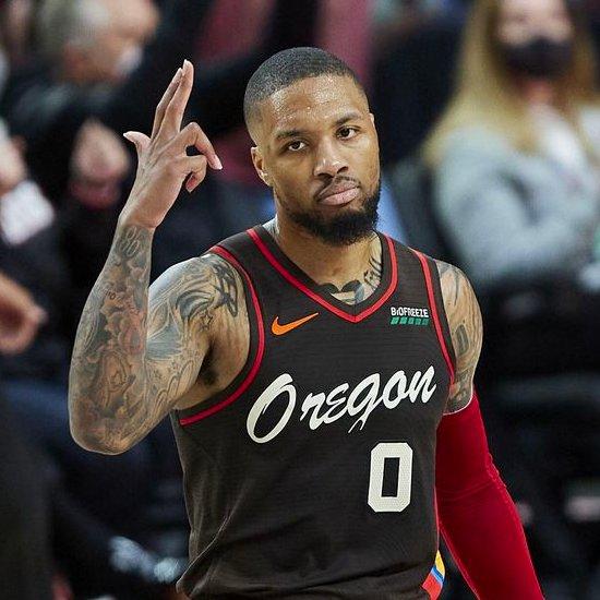 利拉德打出赛季最佳一战，43+8+6记三分！狂刷四大历史纪录