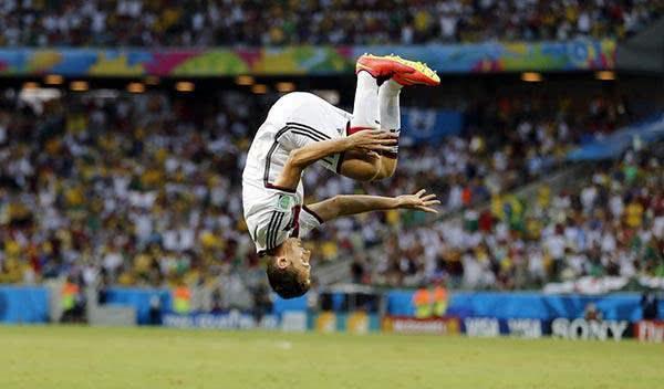 不得不说克洛泽职业生涯还是很强的