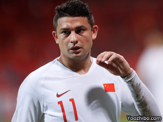 从中超赚走4亿，为艾克森生下儿子，离婚后路易莎得到多少补偿？