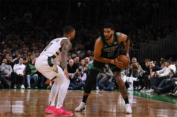 关键8分，塔图姆豪取7连胜，剑指亿元合同