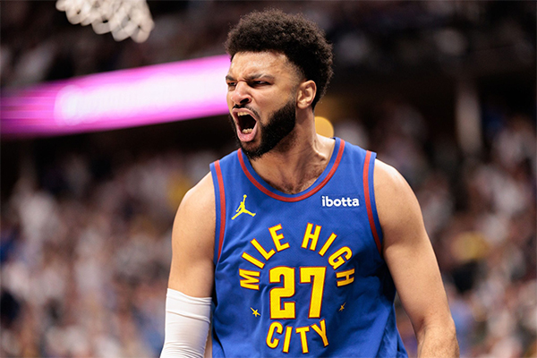 穆雷获4年2.09亿续约 波普拒绝选项