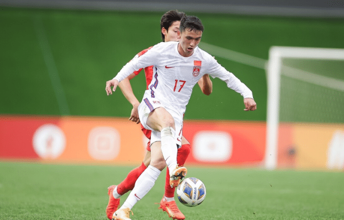 0-1！国奥“欧洲联赛”4连败，留洋双星登场，成耀东耽误一批国脚