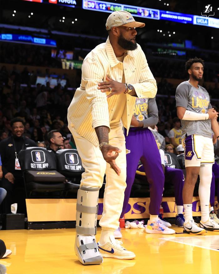 湖人官宣最新伤情：詹皇伤停又添新伤员 浓眉大概率带伤出战灰熊