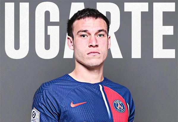 曼联求购乌加特 中场引援面临诸多抉择