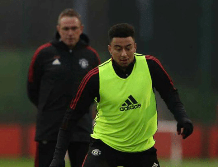 林加德无缘曼联比赛原因曝光！纽卡顶薪与西汉姆竞争，离队成必然