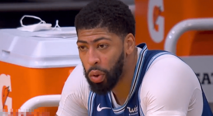 数据说明一切！湖人输球揪出最大罪人，13次出手6分误+正负值全队最低