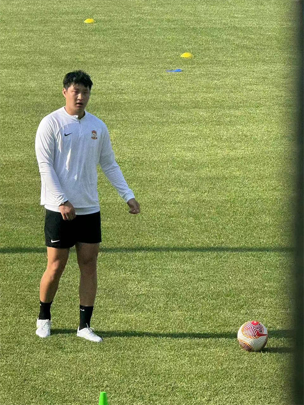 郭田雨现身青岛西海岸试训 复出前景黯淡