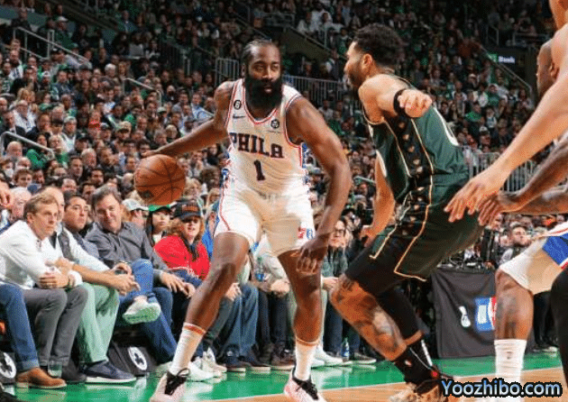 哈登一战狂刷多项纪录：晃倒对手+压哨三分 爆砍35分仍不敌绿军