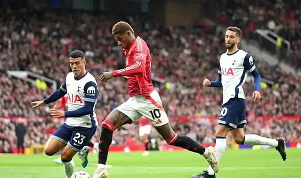 曼联自媒体爆料：拉什福德或遭弃用，继续缺席对阵伯恩茅斯之战