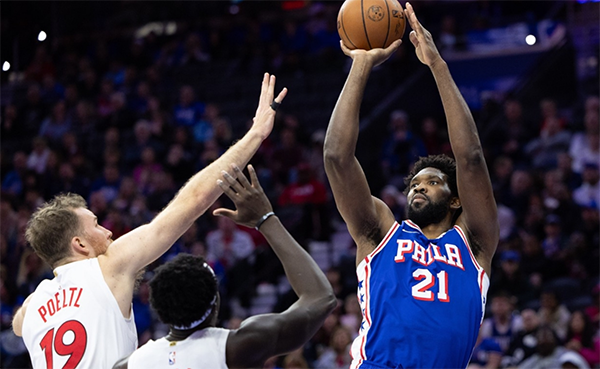 三连胜！恩比德轰28+13+7，霸气封盖摇手指，哈登离队作出回应