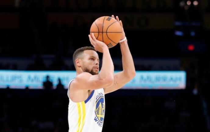 又要破NBA三分纪录！334投135中，33岁还逆生长，难怪老詹也服