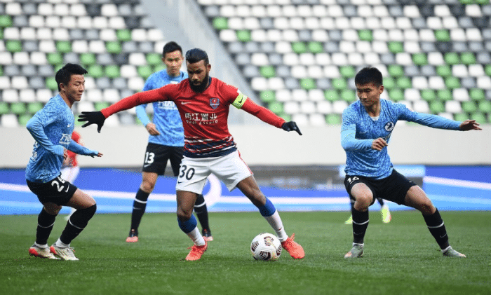 大连人0-1雪崩，3外援带不动！再曝3250万外援已解约：仅踢了6场