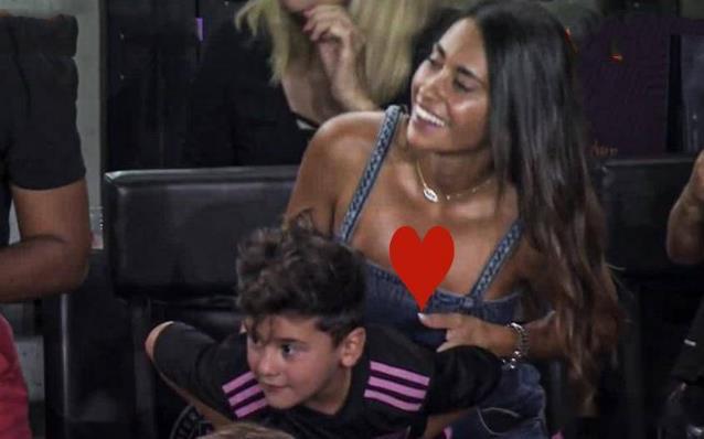 认错老公？送甜蜜拥抱，安妞差点亲上阿尔巴，谁注意梅西反应