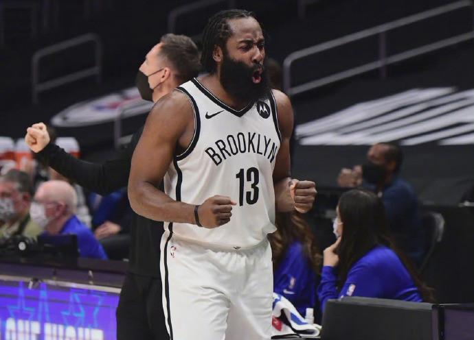 哈登欧文62分，篮网为何会输给鱼腩的魔术？魔术两将扯下篮网遮羞布