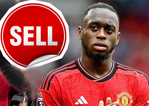 曼联要求西汉姆联提高万比萨卡报价，转会风波不断