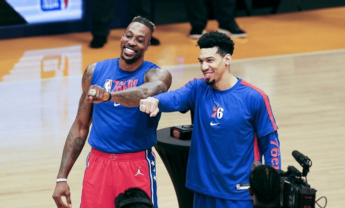 拒绝邮寄！铁林仍未领取到猛龙总冠军戒指，盼与球迷分享喜悦