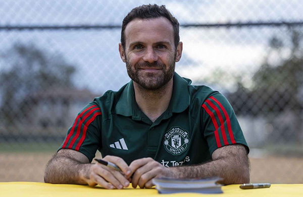 马塔退役新角色！曼联大使续写红魔情缘