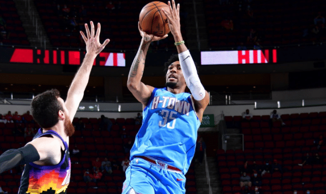 火箭公布最新伤情！5人上榜伍德踝伤已离队，考辛斯再次进入首发