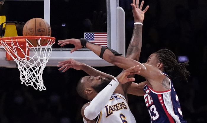 5连败！外国球迷疯狂恶搞湖人：詹皇一人拉车，威少赶紧去搬砖