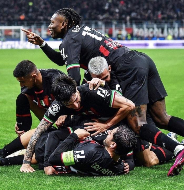 16年等待！米兰终在欧冠8强战赢球，10天内双杀意甲霸主，超7万人沸腾