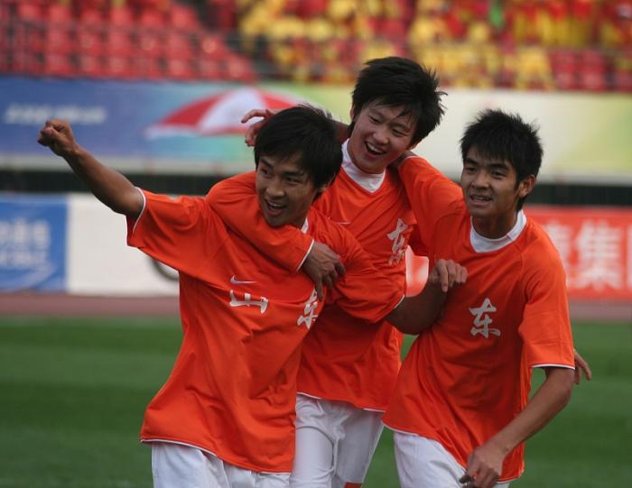 吴兴涵供出1人，中超球队主帅解约，昔日中超土豪退出联赛