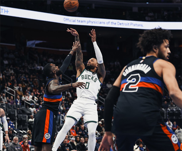 雄鹿7连胜强势突围八强，字母攻防统治11中10，哈姆杯赛不败续航