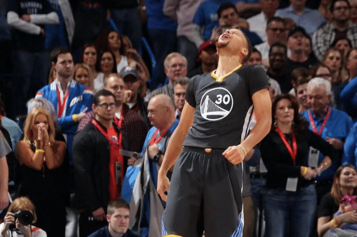 不走了！库里将签下1超级合同！4年2.15亿啊！勇士为留住他太疯狂