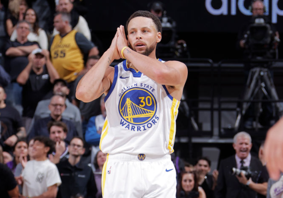 勇士战火箭伤情：库里左脚酸痛已接受治疗 格林确定复出两人出战成疑