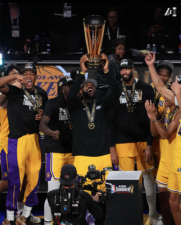 湖人季中冠军旗帜曝光：与总冠军的区别很大 纪念科比球衣退役6周年