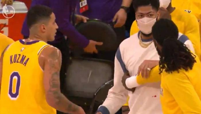 湖人又有新动作！筹码4换3！梭哈2米11巨头？他场均4盖帽联盟第一