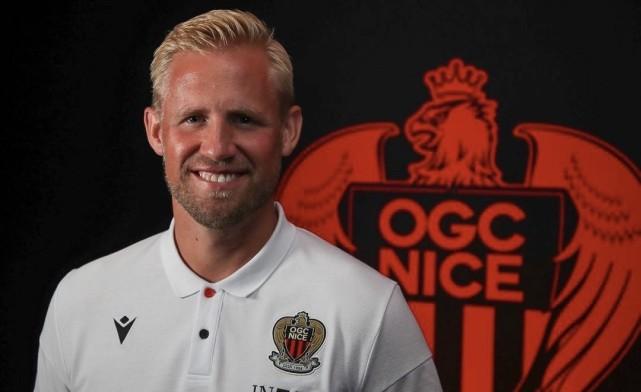 法甲队官宣小舒梅切尔加盟，转会费100万，结束11年蓝狐生涯