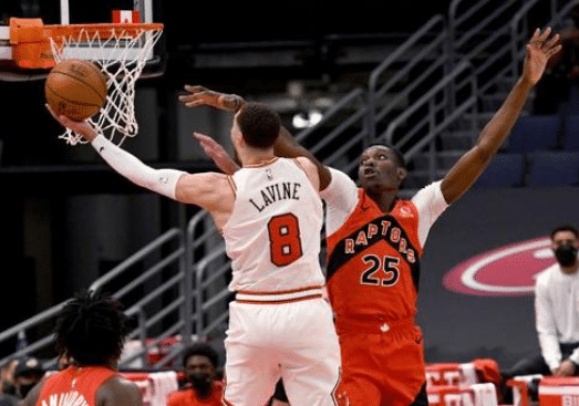 励志！超级大两双成队史第3人，落选秀冲击最快进步球员