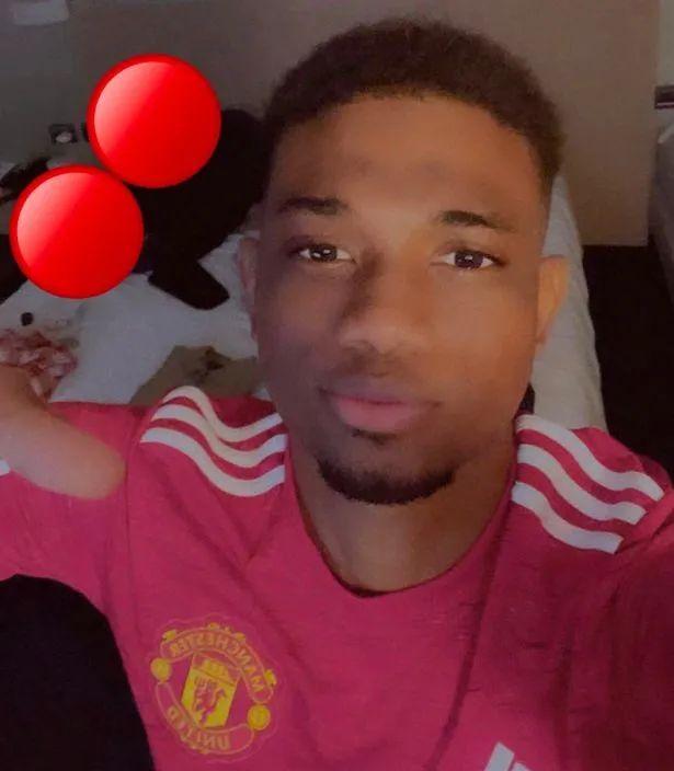 曼联4000万新援首次穿上新战袍！正式官宣加盟，球衣号码稍后公布