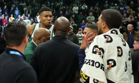 争球闹剧后续！哈利伯顿辟谣200万卖球事件：真正的比赛用球给字母哥了