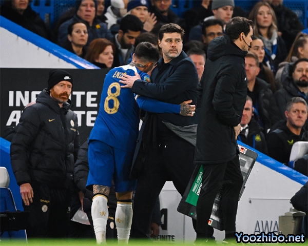 切尔西进4强却遭重创！1.2亿标王31分钟伤退，谢场时崩溃当众落泪