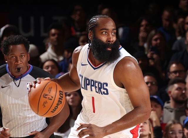 脱帽致敬！MVP主动打替补，跛脚四巨头重组，1.98亿巨舰或复苏