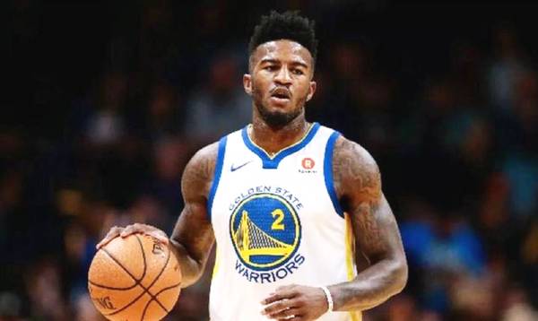 签了！2队2人交易签约完成，勇士昔日冠军功臣离队，史蒂芬森获得长约