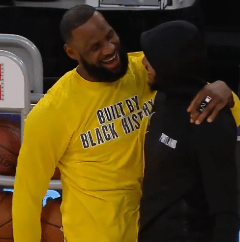 大笑熊抱安东尼！詹皇残忍大帽，施罗德对攻利拉德，老詹终于不用啥都干