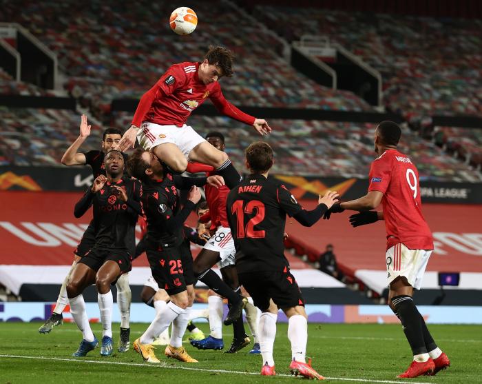 斯科尔斯称曼联进球应该有效：林德勒夫踹脸不是故意，不影响比赛