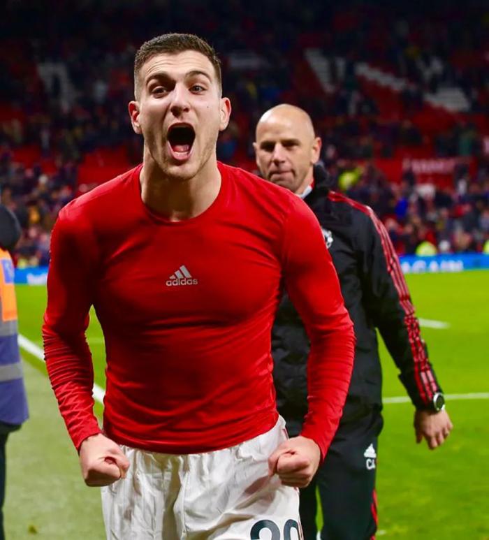 曼联一人已获滕哈格未来保证，今夏确定留队！彻底击败5000万铁闸