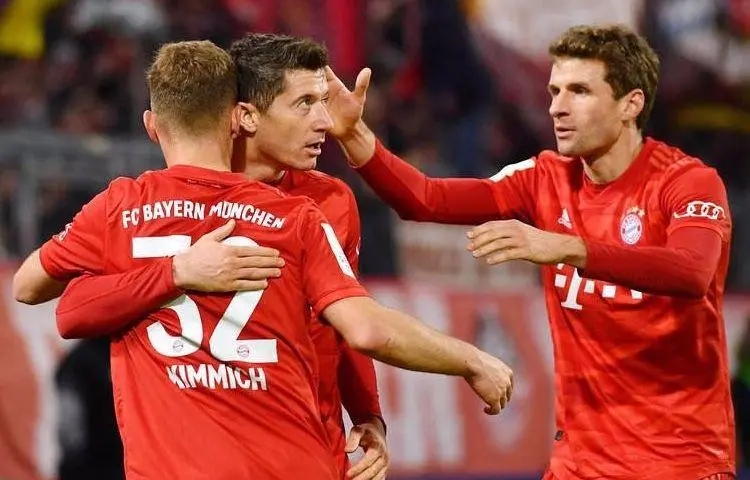 就目前来说世界排名第一的俱乐部是<a href=/zuqiuzhibo/bayern/ target=_blank class=infotextkey>拜仁</a>