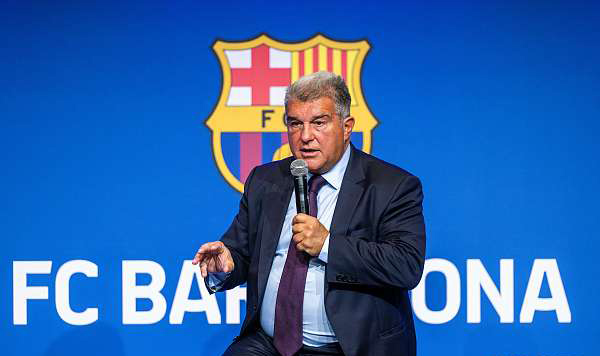 皇马回击拉波尔塔：巴萨三次被弗朗哥从破产边缘中拯救