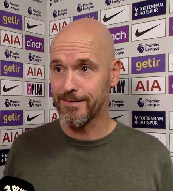 滕哈格称曼联战术没问题中场出色，炮轰前锋挥霍！宣布两人可转会