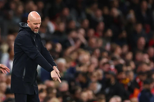 滕哈格曼联帅位无忧！4亿原因获高层力保，更衣室内仍多是其亲信