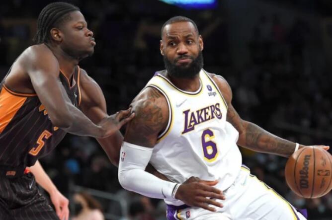 37岁老詹打懵新星，21岁+27岁全遭殃！湖人交易吧，别耽误他争冠