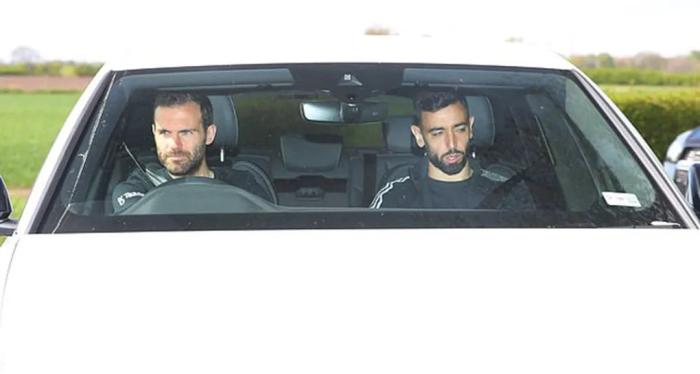 马塔临别教导曼联新核！B费能否成为真正世界级，就看能学到多少