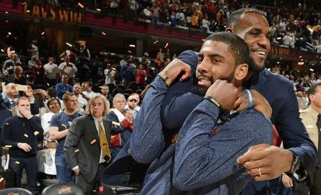 票价暴涨！独行侠战湖人全美直播，东欧VS詹眉，詹姆斯欧文相遇